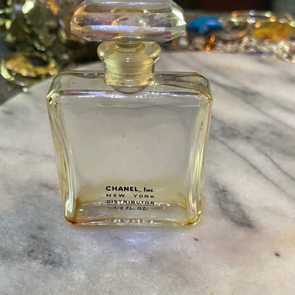 Chanel Women's Fragrance Bottle - New York Distribution 1/2 Fl Oz